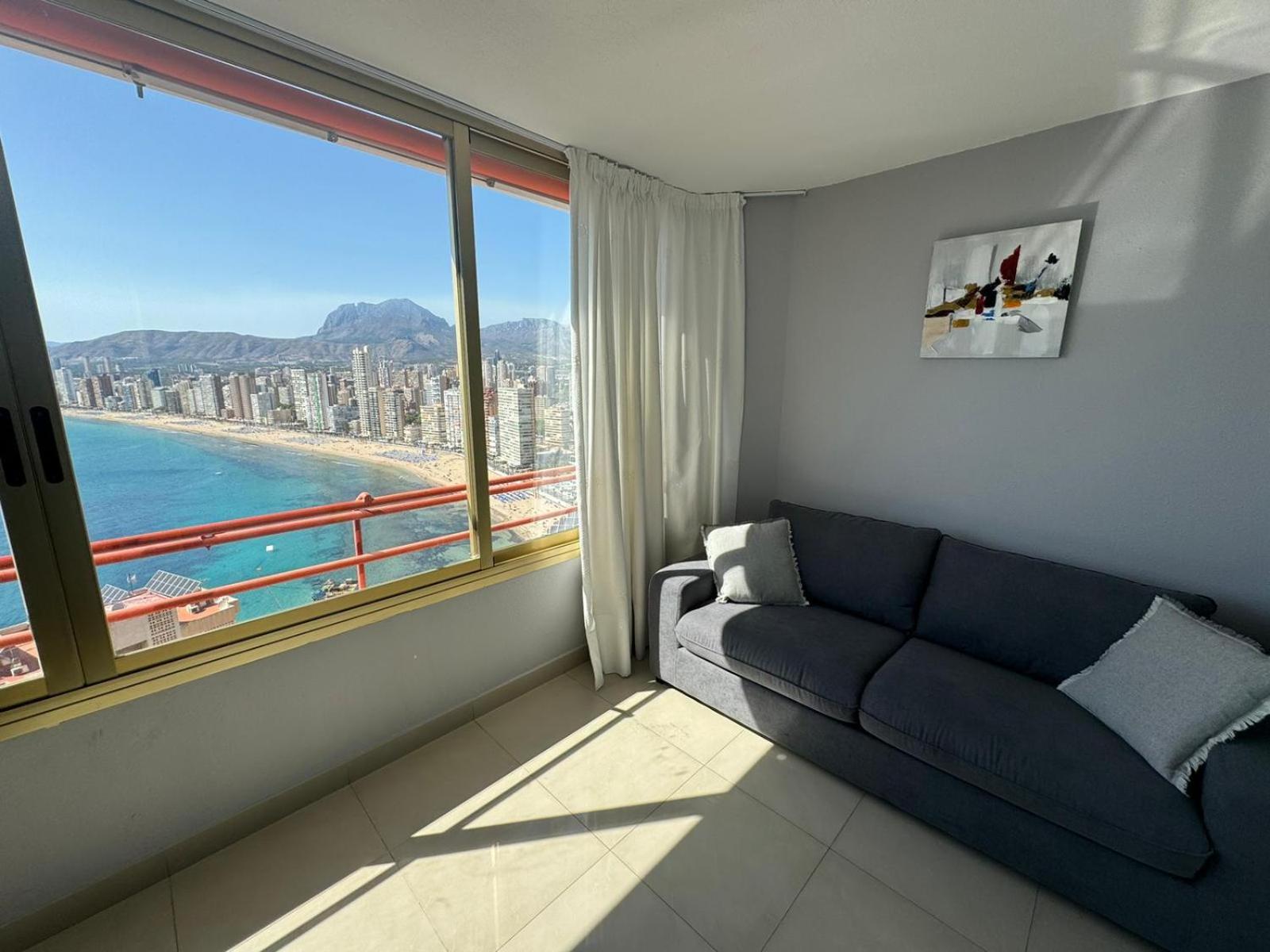 Don Miguel II Apartments Benidorm Bagian luar foto