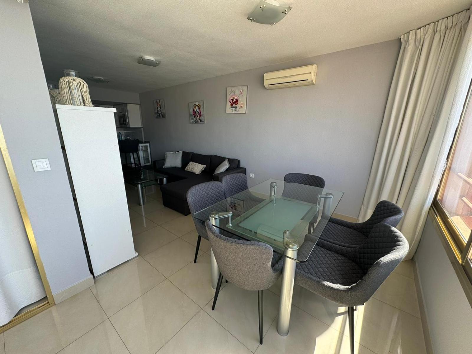 Don Miguel II Apartments Benidorm Bagian luar foto